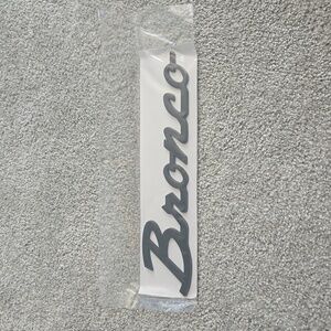 2021-2024 Ford Bronco Classic Script Fender Badge - Gloss Black